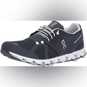 Mens On Clouds 5 Running Shoe in Midnight White Size 11